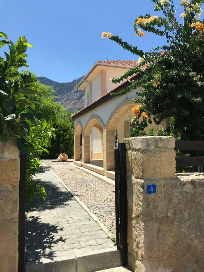Casa Santos Kyrenia Villa Kyrenia  Exterior photo